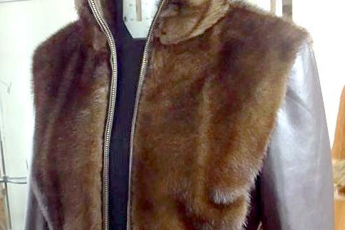 Buy and repair fur coats in Malta. We design and manufacture fur jackets and coats to your wishes. We also repair your fur coats and resize them.